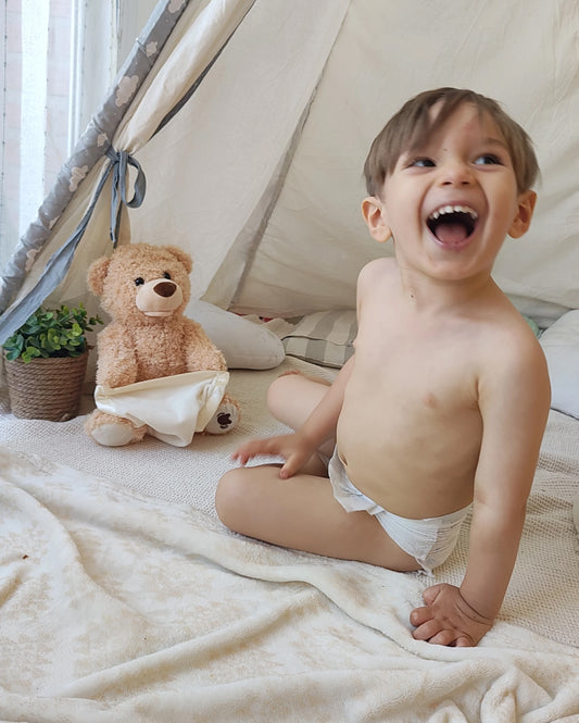 Peekybear™ - The hiding bear